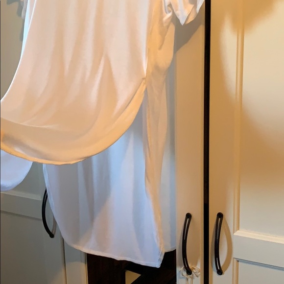 White Wilfred Capucine T-Shirt. NWOT 💕 - Picture 4 of 6